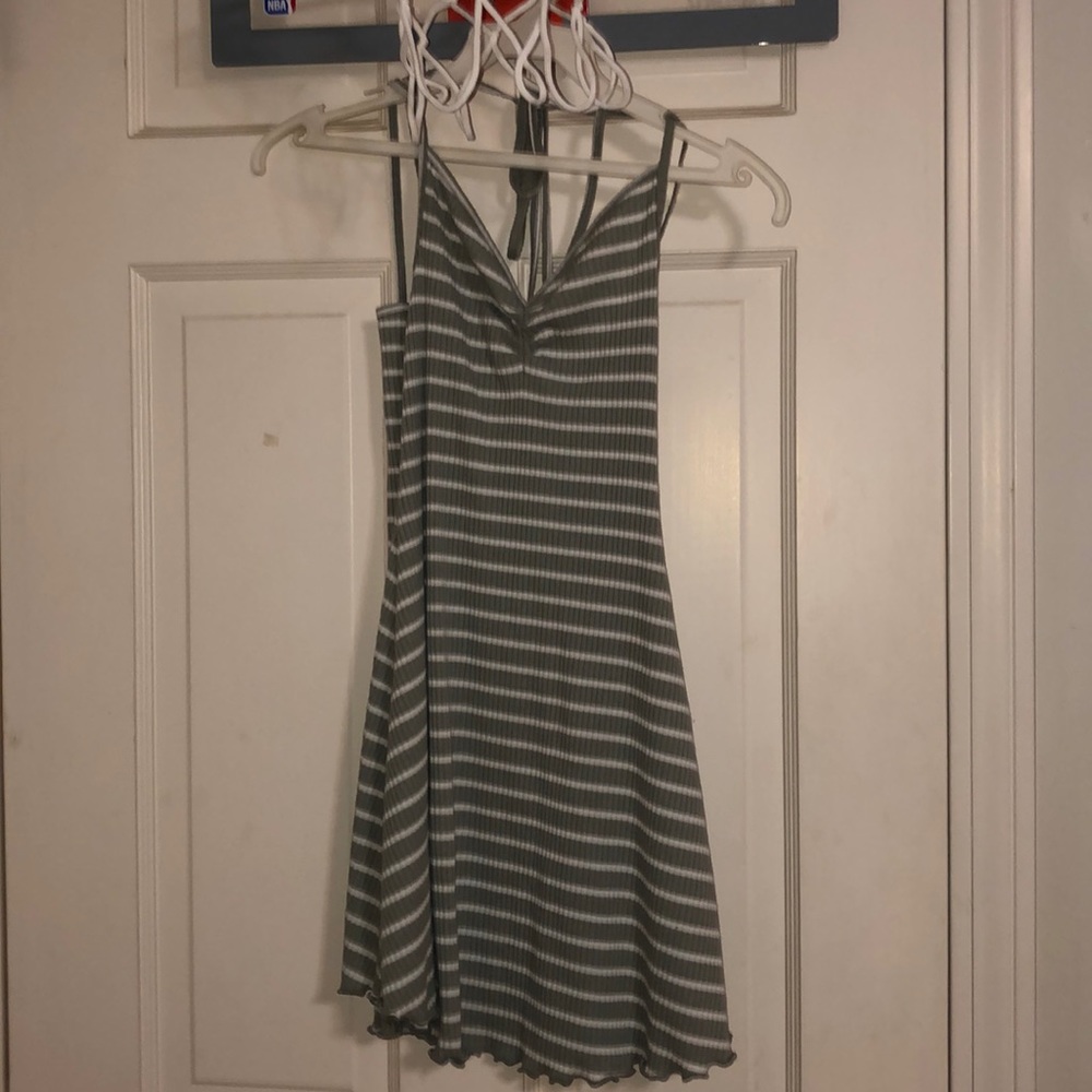 Women’s dress!!💚